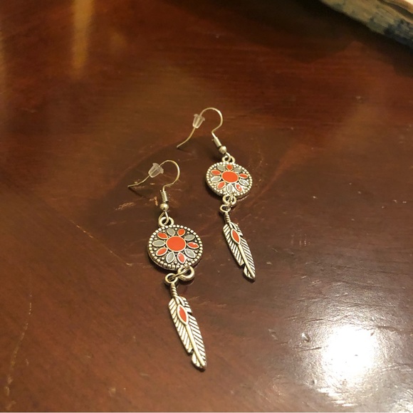Duufin Women's Bohemian Vintage Drop Dangle with Feather Orange/Silver Earrings - Picture 3 of 5